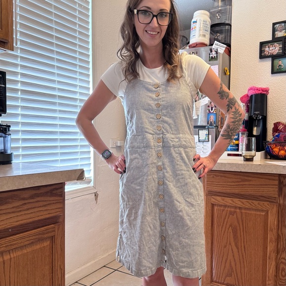 Aventura gray & White Striped Sleeveless Midi Dress | Size Medium Coastal Casual - Picture 4 of 4